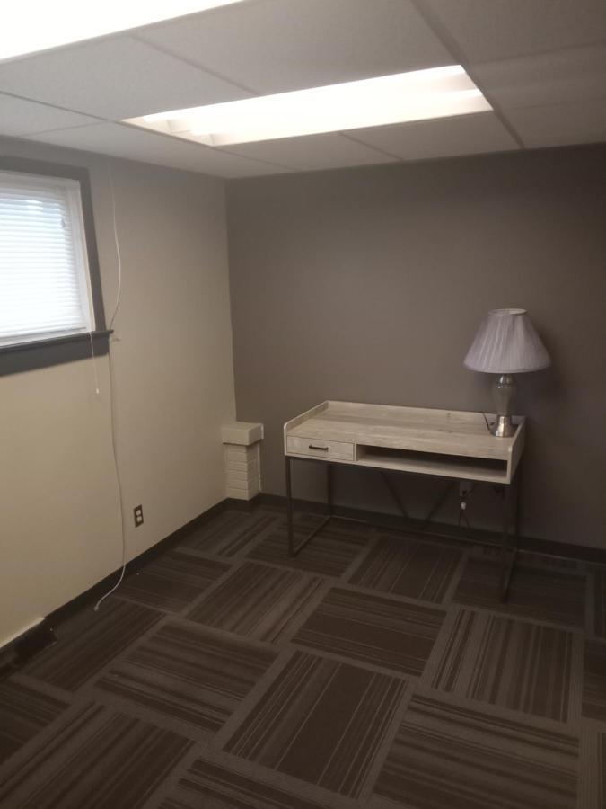 E. Michigan Walk Up Furnished 2 Bedroom Apt Lansing Luaran gambar